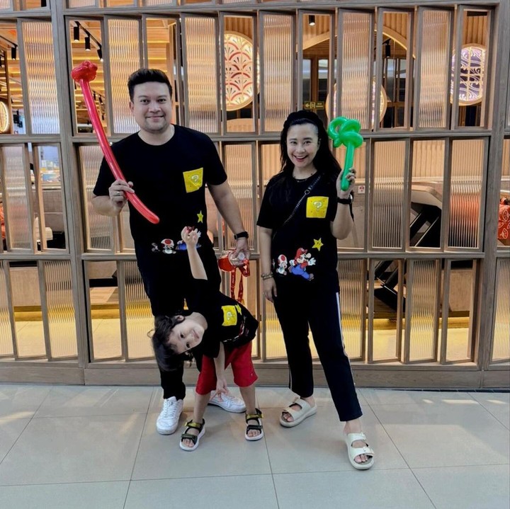 <p>Chika Cecilia Oktaviany atau yang akrab disapa Chikita Meidy adalah mantan artis cilik yang kini tak lagi terjun ke dunia hiburan. Meski begitu, ia masih aktif membagikan kegiatan sehari-hari di media sosialnya. (Foto: Instagram @chikitameidy)</p>