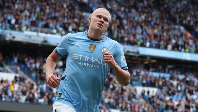 Bintang Manchester City Erling Haaland belum mau berhenti mencetak gol di Liga Inggris. Berikut daftar top skor Liga Inggris.