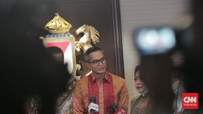 Anindya Bakrie mengungkapkan kronologi terpilih menjadi Ketua Kamar Dagang dan Industri (Kadin) Indonesia dalam Musyawarah Nasional Luar Biasa, Sabtu (14/9).