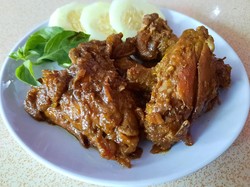 Resep Ayam Bakar Bumbu Kecap Kemiri, Gurih Manis Untuk Makan Siang