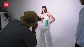 VIDEO: Inovasi Layar Panel Dikenakan Para Model di Seoul Fahion Week