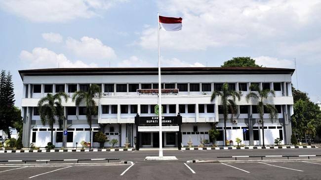 Kabupaten Subang mewujudkan pembangunan industri berkelanjutan dengan menerapkan prinsip-prinsip berkelanjutan yakni tren industri 4.0.