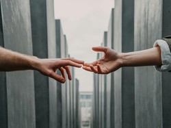 Tentang Hari Solidaritas Kemanusiaan Internasional 20 Desember