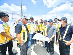 Tinjau Jalan Akses dan Tol Seksi 6 IKN, Basuki: Selesai Juni 2025