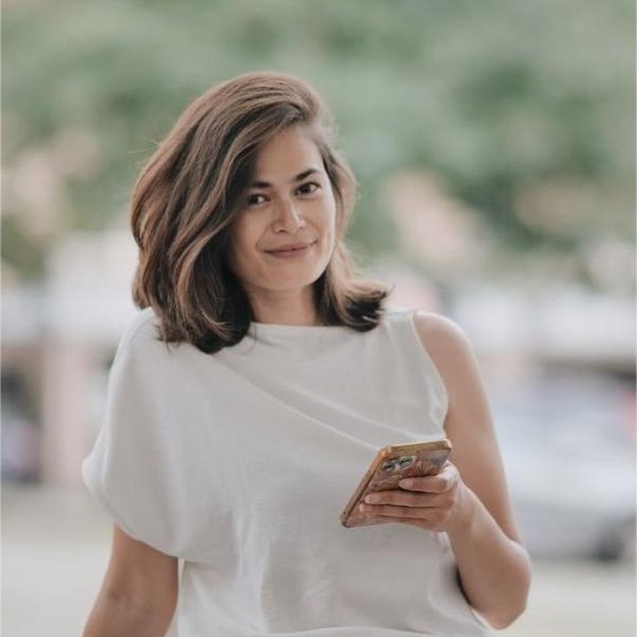 <p>Tak sedikit netizen yang mengungkap bahwa rambut pendeknya itu membuat Bunda dua anak ini terlihat lebih segar dan semakin cantik, lho. (Foto: Instagram@sabaidieter)</p>
