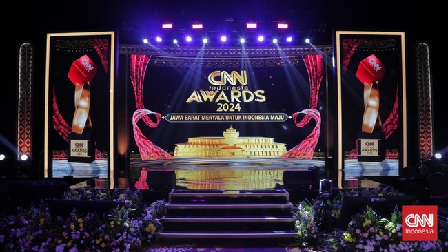 Pemkab Bandung sukses meraih penghargaan Outstanding in Religious Education Development dalam arena CNN Indonesia Awards 2024 pada Selasa (17/9).