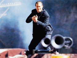 Sinopsis Under Siege 2: Aksi Steven Seagal Lawan Teroris di Kereta Api