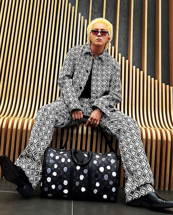 Idol sekaligus rapper dari WINNER ini turut dinantikan kepulangannya oleh penggemarnya. Song Min Ho atau akrab disapa Mino akan kembali meramaikan dunia hiburan Korea dari petugas pelayanan publik pada Minggu, (22/9) mendatang/ Foto: instagram.com/reallll