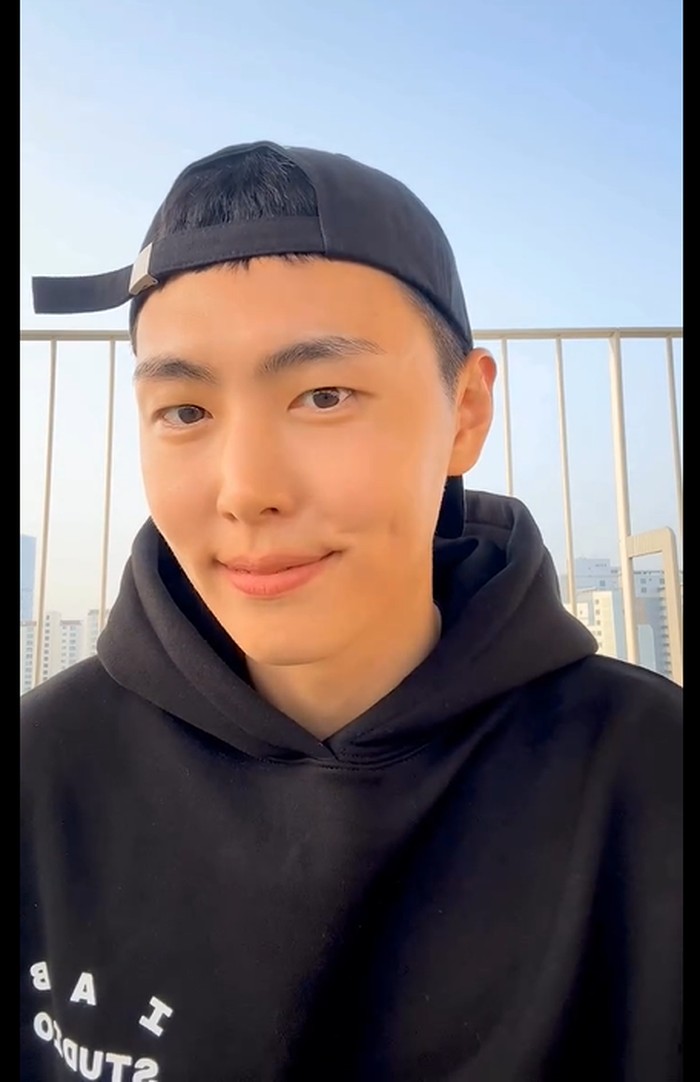 Jaeyoon menjadi member ketiga SF9 yang akan merampungkan masa wajib militer pada Kamis, (19/9). Ia masuk ke dalam ROKA Band yang kerap tampil di acara-acara nasional dan militer, Beauties/ Foto: instagram.com/sf9official