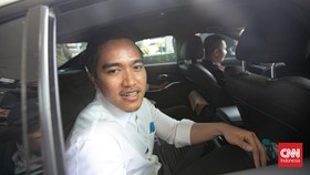 FOTO: Kaesang Beri Klarifikasi ke KPK, Mengaku Naik Jet Pribadi ke AS