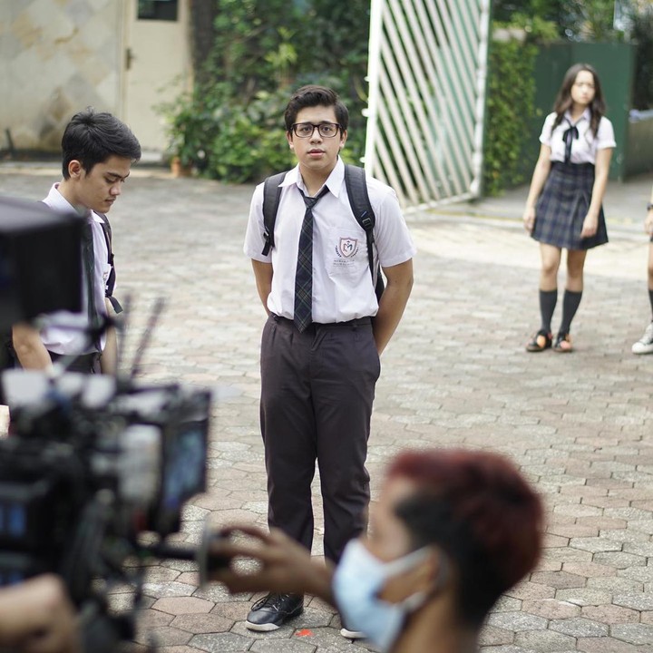 <p>Soal pendidikan, Nizam juga sedang fokus kuliah nih. Saat ini, ia menjadi mahasiswa di sebuah kampus kenamaan dan mengambil jurusan bisnis. (Foto: Instagram @nizamhasan342)<br /><br /><br /></p>