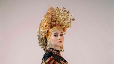 img-title Profil Ravena Wulandari, Satu-satunya Finalis Berhijab Miss Universe Indonesia 2024