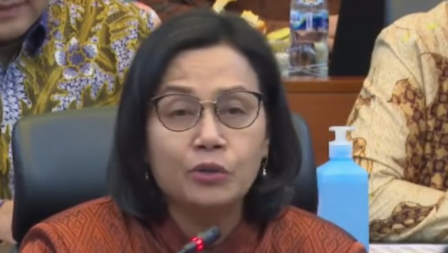 Menteri Keuangan Sri Mulyani meminta Ditjen Pajak mendalami dugaan kebocoran info 6 juta NPWP termasuk diantaranya milik Jokowi hingga pejabat negara lainnya.