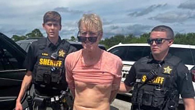 Pengadilan Amerika Serikat menjatuhkan vonis penjara seumur hidup kepada Ryan Routh dalam kasus percobaan pembunuhan terhadap Presiden Donald Trump, Rabu (4/2).