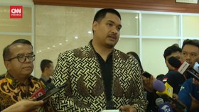 VIDEO: Menpora Respons Talang Air Lapangan Tembak PON 2024 Ambruk