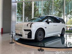 Zeekr 009 Meluncur di Thailand, Lebih Murah dari Alphard
