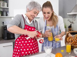 Bikin Iri! Netizen Ini Pamer Punya Mertua Baik Sering Kirim Makanan