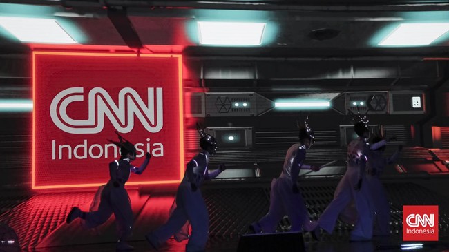 FOTO: Momen SnackVideo Sabet Dua Penghargaan CNN Indonesia Awards