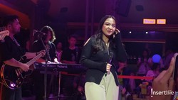 Karyanya Naik Daun, Bernadya Bicara soal Bermusik yang Jujur