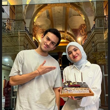 Rizky Nazar Gandeng Cut Syifa di Nikahan Febby Rastanty, Tuai Respons...