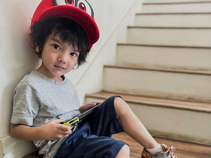 7 Potret Ultah Ibrahim Rumi, Anak Semata Wayang Putri Anne & Arya Saloka yang Tampan