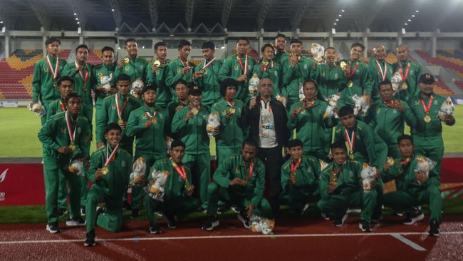 Pelatih tim Jawa Timur Fakhri Husaini menyatakan anak asuhnya layak meraih medali emas usai mengalahkan Jawa Barat di final PON 2024.