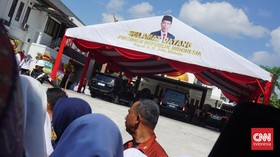 Jokowi Hadiri Harlah Ponpes Gus Miftah, Lanjut Resmikan Tol Yogyakarta