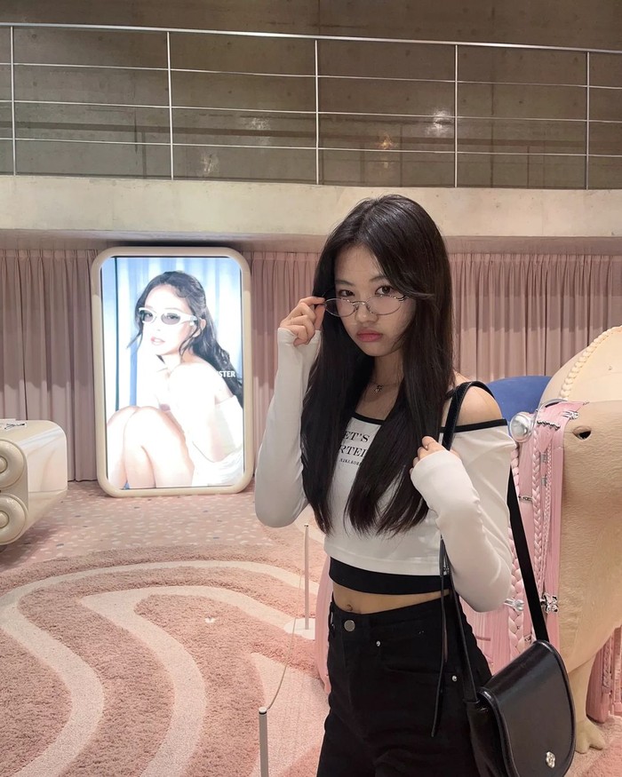 Meski telah aktif di YouTube sejak Agustus 2014 silam, nama Na Haeun semakin melambung tinggi saat dancer cilik tersebut tampil untuk memperkenalkan Best Dance Female dan Male nominees di Melon Music Awards (MMA) 2017. / Foto: instagram.com/awesomehaeun