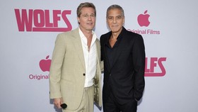 Dukung Kamala, George Clooney dan Brad Pitt Optimistis di Pilpres AS