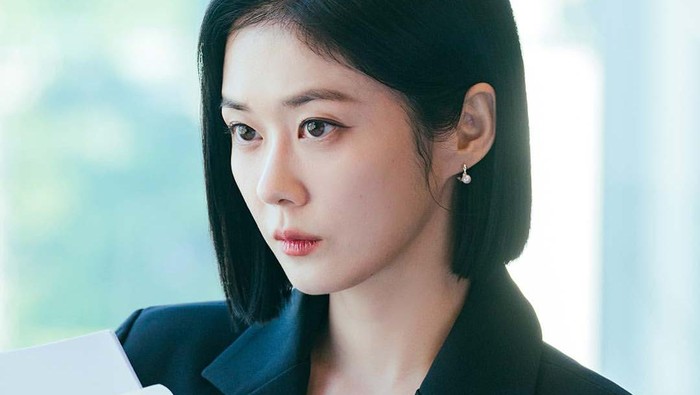 Penuh Pesona, Ini 4 Karakter Alpha Female di Drama Korea Terbaru!
