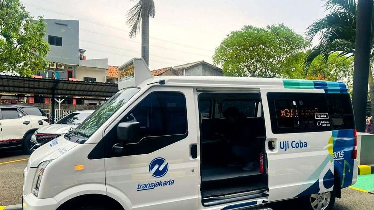 Mulai Desember, 100 Angkot Tua Jakarta akan Diganti Mikrotrans Listrik