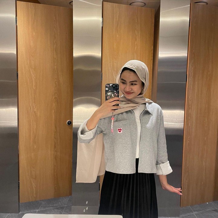 <p>Nama Xaviera Putri mulai mencuri perhatian publik saat muncul dalam ajang <em>Clash of Champions</em>, Bunda. Ia lahir pada 25 Agustus 2001. (Foto: Instagram @xavieraaputri)<br /><br /><br /></p>