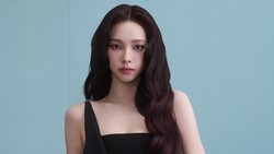 Karina aespa Dirumorkan Bakal Kolaborasi Bareng G-Dragon untuk Video Musik Baru