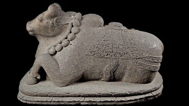 Ratusan benda budaya masa lalu nusantara tersebut mulai dari patung peninggalan era Hindu-Buddha hingga senjata dan perhiasan era Kerajaan Badung dan Tabanan.