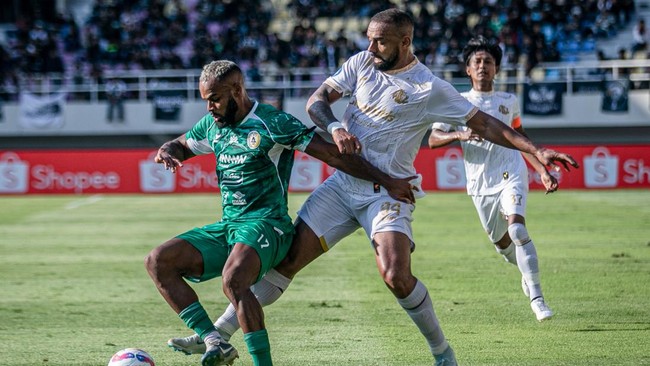PSS Sleman mengalahkan Arema FC 3-1 dalam laga lanjutan Liga 1 di Stadion Manahan, Surakarta, Jumat (20/9) sore waktu Indonesia.