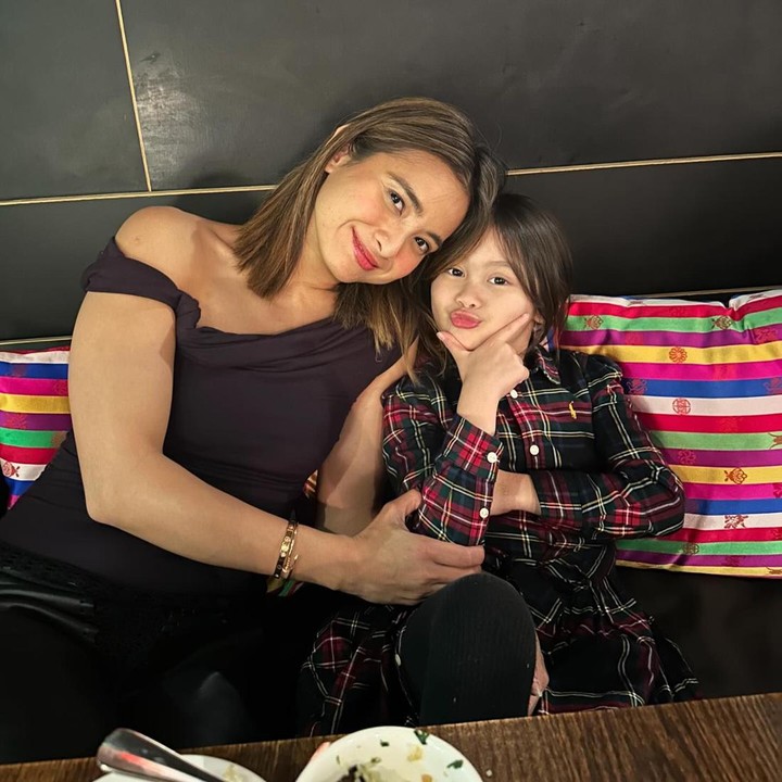 <p>Sebelumnya, Acha juga telah mengajak sang putri untuk menikmati makan malam sebagai perayaan ulang tahun yang lebih awal.<em> "Bridgia's early birthday dinner,"</em> tulisnya. (Foto: Instagram @septriasaacha)</p>