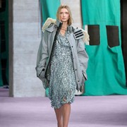 5 Hal Menarik dari Peragaan Burberry Summer 2025 di London Fashion Week