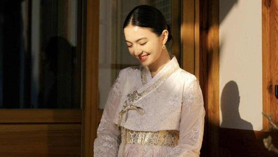 Gaya Raline Shah di Seoul