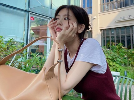 5 Potret Jung So Min Bintang Love Next Door Lakukan Quality Time Bareng Ibunda