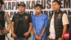 FOTO: Penampakan Tersangka Pembunuh Gadis Penjual Gorengan di Sumbar