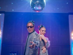 Lirik Lagu Selamat Malam Dunia - Yuni Shara feat. Praz Teguh