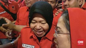 Risma Janji Bereskan 3 Masalah Krusial di Gresik: Banjir hingga Macet