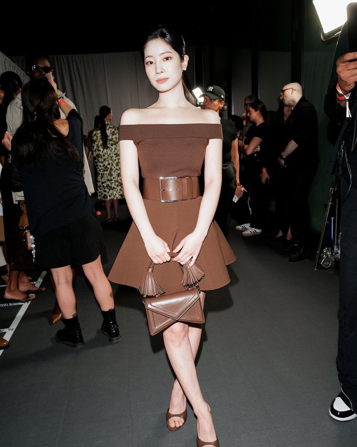 Sebelumnya, Michael Kors secara resmi mengumumkan idol K-Pop yang membingangi film berjudul ‘You Are the Apple of My Eye’ versi Korea tersebut sebagai Global Brand Ambassador terbaru mereka pada 26 Juli 2023 lalu. / Foto: instagram.com/bellataiwan
