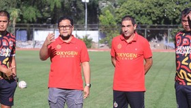 Eduardo Almeida Kembali Jadi Pelatih Semen Padang