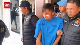 VIDEO: Penampakan Wajah Tersangka Pembunuh Gadis Penjual Gorengan
