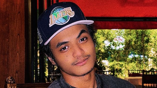 Vadel Badjideh membantah tuduhan Nikita Mirzani yang diarahkan kepadanya, yakni dugaan persetebuhan hingga melakukan aborsi kepada Lolly.