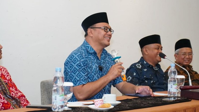 Dukungan itu diberikan usai para tokoh lintas kepercayaan Deli Serdang mendengarkan paparan visi dan misi langsung dari calon bupati Asri Ludin Tambunan.