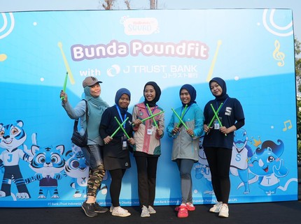 7 Potret Keseruan HaiBunda Squad Sebelum Ikut Bunda Poundfit with J Trust Bank