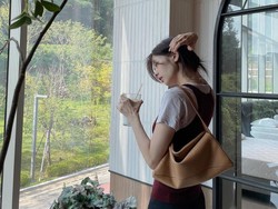 Jung So Min 'Love Next Door' Pamer Foto Bubbly Date Perdana Bareng Ibunda