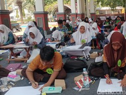 Cara Pemkab Lamongan Lestarikan Batik dengan Gelar Lomba Desain